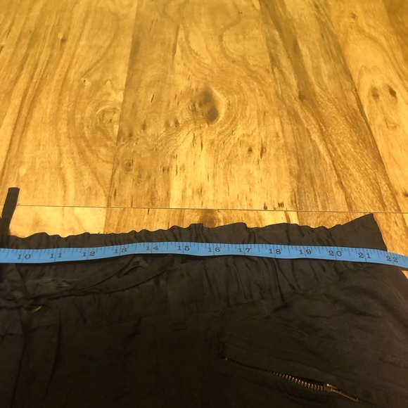 Lane Bryant Dark Grey Lightweight Satin Feel Cargo Utility Pants Womens Size 24 - Picture 7 of 12